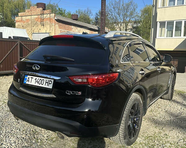 Инфинити QX70, объемом двигателя 3.7 л и пробегом 180 тыс. км за 19000 $, фото 4 на Automoto.ua