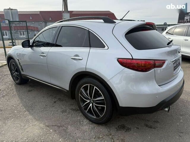 Инфинити QX70, объемом двигателя 3 л и пробегом 181 тыс. км за 19990 $, фото 4 на Automoto.ua