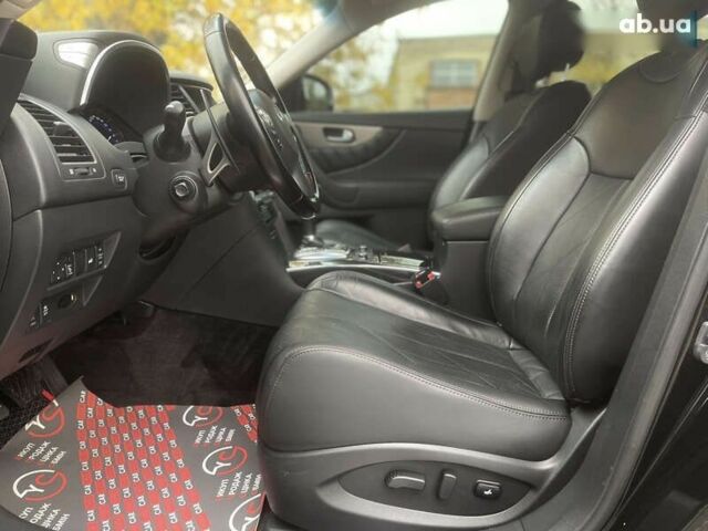 Инфинити QX70, объемом двигателя 3 л и пробегом 215 тыс. км за 17900 $, фото 23 на Automoto.ua