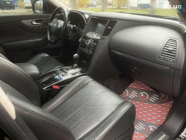 Инфинити QX70, объемом двигателя 3 л и пробегом 215 тыс. км за 17900 $, фото 29 на Automoto.ua