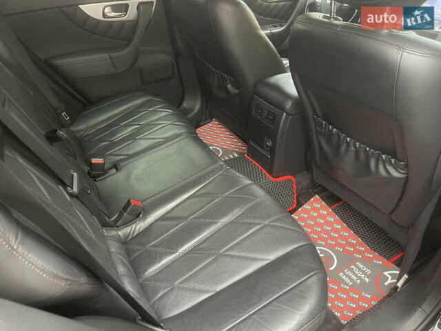 Инфинити QX70, объемом двигателя 3 л и пробегом 215 тыс. км за 17900 $, фото 37 на Automoto.ua