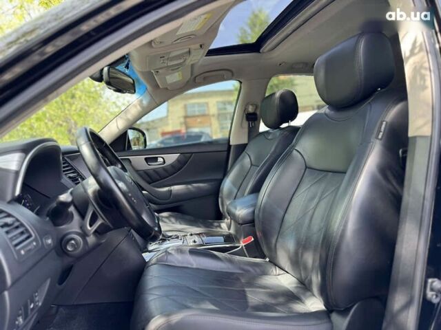 Інфініті QX70, об'ємом двигуна 3 л та пробігом 215 тис. км за 17500 $, фото 28 на Automoto.ua