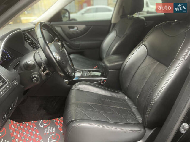 Инфинити QX70, объемом двигателя 3 л и пробегом 215 тыс. км за 17900 $, фото 26 на Automoto.ua