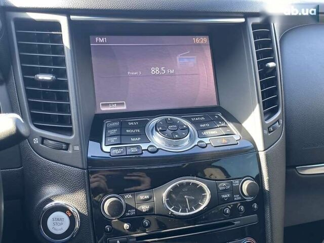 Инфинити QX70, объемом двигателя 3.7 л и пробегом 116 тыс. км за 18000 $, фото 26 на Automoto.ua