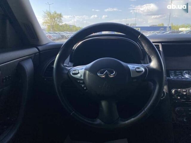 Инфинити QX70, объемом двигателя 3.7 л и пробегом 116 тыс. км за 18000 $, фото 18 на Automoto.ua