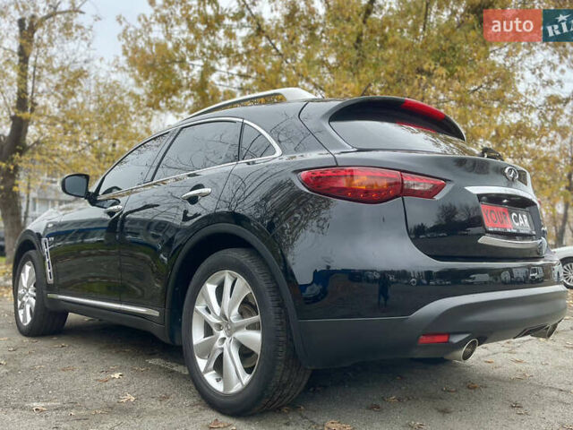 Инфинити QX70, объемом двигателя 3 л и пробегом 215 тыс. км за 17900 $, фото 15 на Automoto.ua