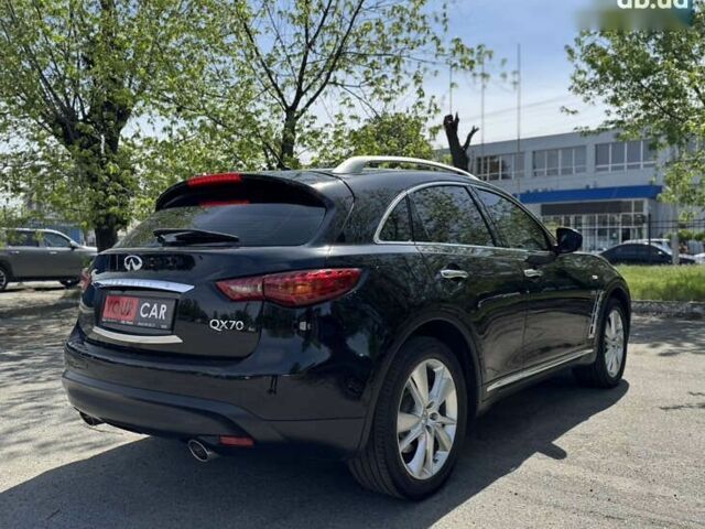 Інфініті QX70, об'ємом двигуна 3 л та пробігом 215 тис. км за 17500 $, фото 20 на Automoto.ua