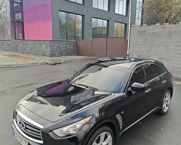 Інфініті QX70, об'ємом двигуна 3.7 л та пробігом 88 тис. км за 18500 $, фото 1 на Automoto.ua