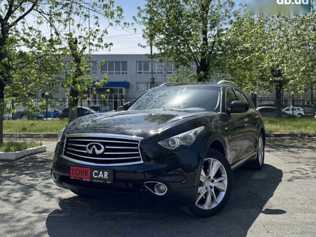 Инфинити QX70, объемом двигателя 3 л и пробегом 215 тыс. км за 17800 $, фото 2 на Automoto.ua