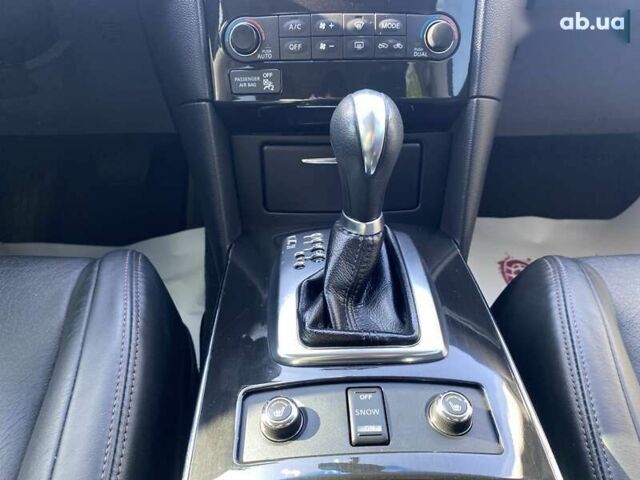 Инфинити QX70, объемом двигателя 3.7 л и пробегом 116 тыс. км за 18000 $, фото 19 на Automoto.ua