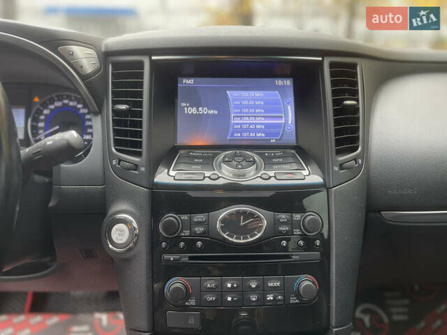 Инфинити QX70, объемом двигателя 3 л и пробегом 215 тыс. км за 17900 $, фото 34 на Automoto.ua