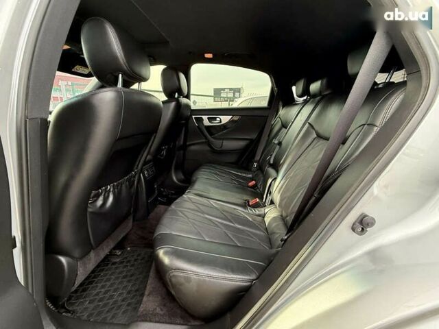 Инфинити QX70, объемом двигателя 3 л и пробегом 181 тыс. км за 19990 $, фото 14 на Automoto.ua