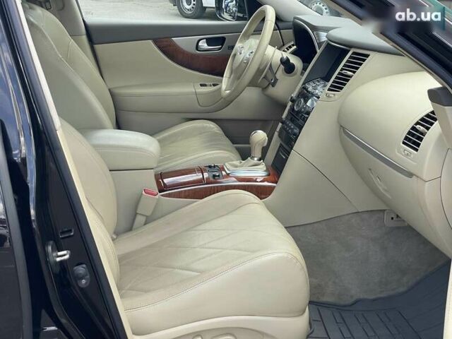 Інфініті QX70, об'ємом двигуна 3 л та пробігом 119 тис. км за 20590 $, фото 17 на Automoto.ua
