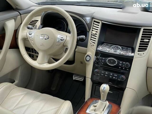Інфініті QX70, об'ємом двигуна 3 л та пробігом 119 тис. км за 20590 $, фото 16 на Automoto.ua