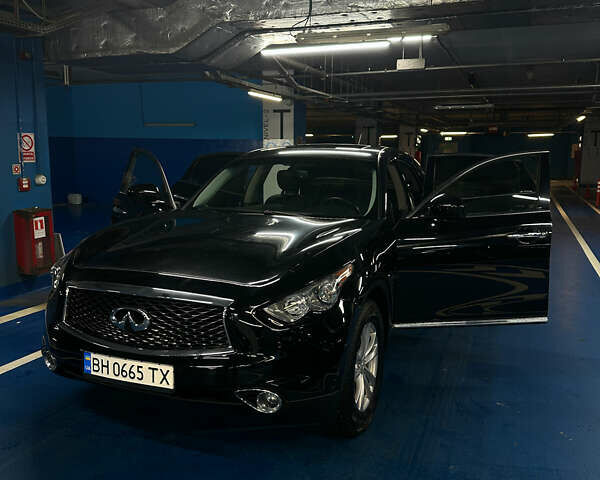 Инфинити QX70, объемом двигателя 3.7 л и пробегом 151 тыс. км за 21999 $, фото 2 на Automoto.ua
