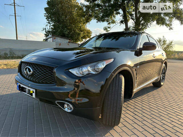 Инфинити QX70, объемом двигателя 3.7 л и пробегом 98 тыс. км за 23978 $, фото 1 на Automoto.ua