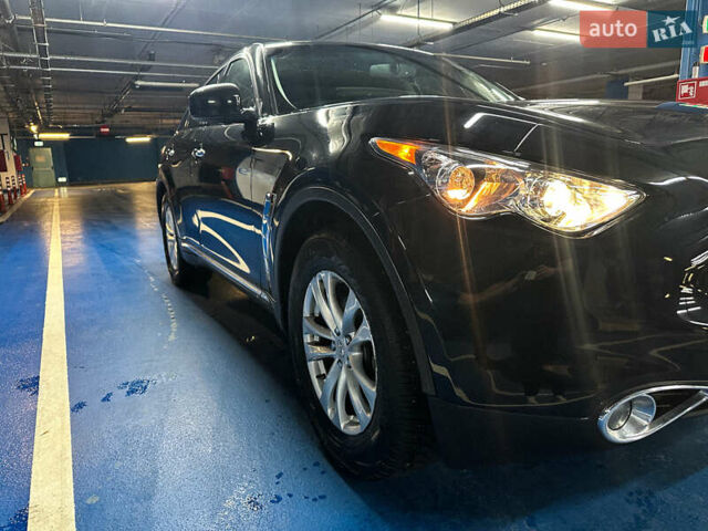 Инфинити QX70, объемом двигателя 3.7 л и пробегом 151 тыс. км за 21999 $, фото 5 на Automoto.ua