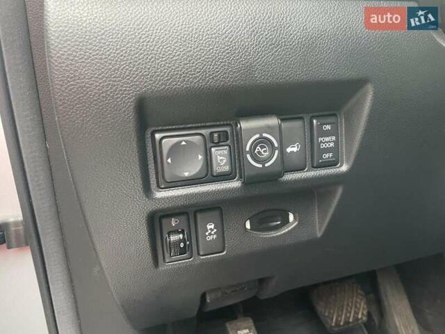 Серый Инфинити QX70, объемом двигателя 3.7 л и пробегом 122 тыс. км за 15500 $, фото 14 на Automoto.ua