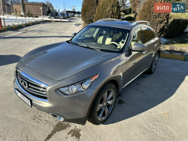 Серый Инфинити QX70, объемом двигателя 3.7 л и пробегом 90 тыс. км за 20000 $, фото 15 на Automoto.ua