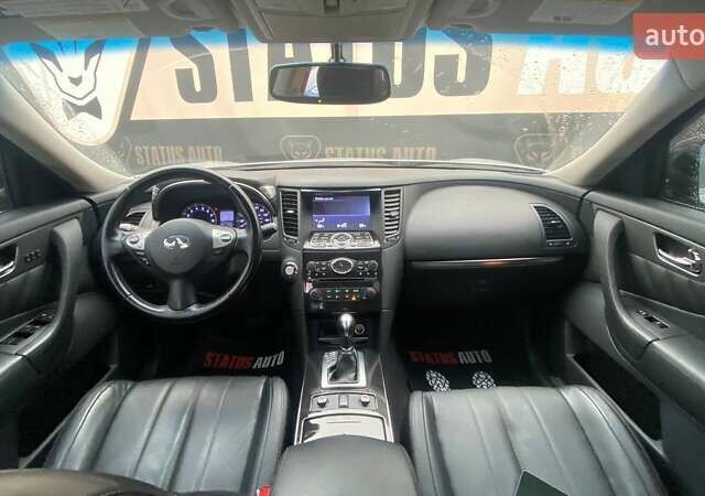 Серый Инфинити QX70, объемом двигателя 3.7 л и пробегом 163 тыс. км за 15500 $, фото 29 на Automoto.ua