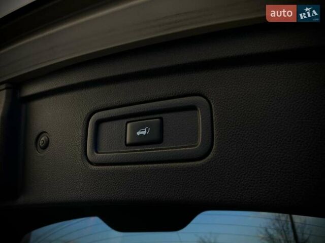Серый Инфинити QX70, объемом двигателя 3.7 л и пробегом 116 тыс. км за 14900 $, фото 17 на Automoto.ua