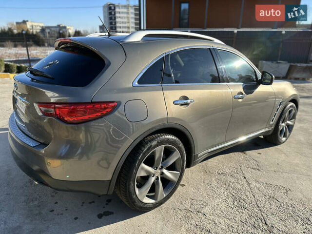 Серый Инфинити QX70, объемом двигателя 3.7 л и пробегом 90 тыс. км за 20000 $, фото 8 на Automoto.ua