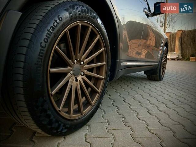 Серый Инфинити QX70, объемом двигателя 3.7 л и пробегом 116 тыс. км за 14900 $, фото 26 на Automoto.ua