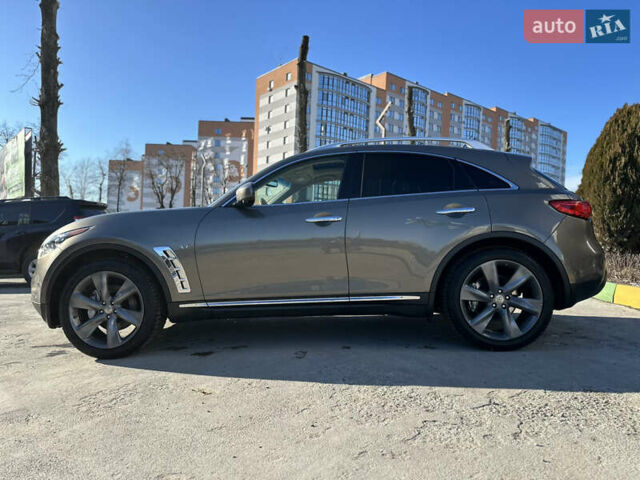 Серый Инфинити QX70, объемом двигателя 3.7 л и пробегом 90 тыс. км за 20000 $, фото 12 на Automoto.ua