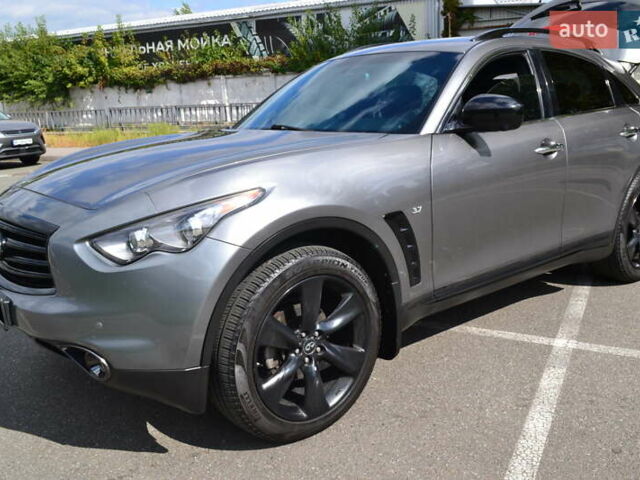 Сірий Інфініті QX70, об'ємом двигуна 3.7 л та пробігом 181 тис. км за 18300 $, фото 30 на Automoto.ua