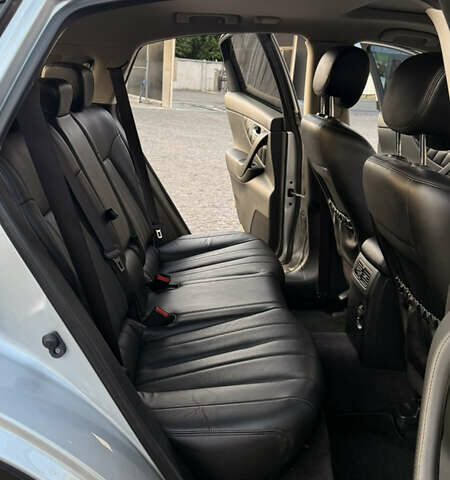 Сірий Інфініті QX70, об'ємом двигуна 3.7 л та пробігом 148 тис. км за 17000 $, фото 40 на Automoto.ua