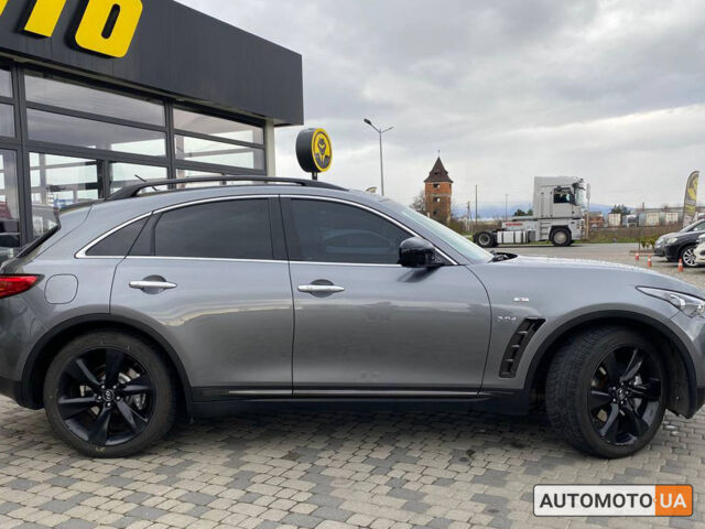 Серый Инфинити QX70, объемом двигателя 3 л и пробегом 209 тыс. км за 24800 $, фото 7 на Automoto.ua