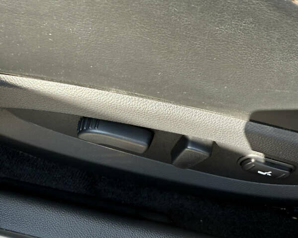 Серый Инфинити QX70, объемом двигателя 3.7 л и пробегом 79 тыс. км за 19900 $, фото 17 на Automoto.ua