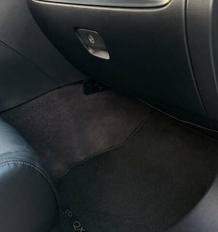 Сірий Інфініті QX70, об'ємом двигуна 3.7 л та пробігом 148 тис. км за 17000 $, фото 22 на Automoto.ua