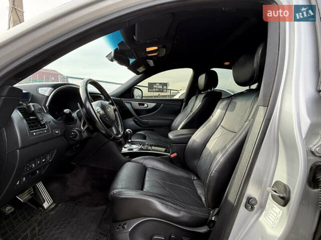 Серый Инфинити QX70, объемом двигателя 2.99 л и пробегом 181 тыс. км за 19990 $, фото 13 на Automoto.ua