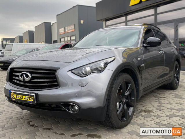 Серый Инфинити QX70, объемом двигателя 3 л и пробегом 209 тыс. км за 24800 $, фото 2 на Automoto.ua
