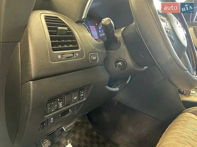 Серый Инфинити QX70, объемом двигателя 3.7 л и пробегом 70 тыс. км за 26900 $, фото 34 на Automoto.ua