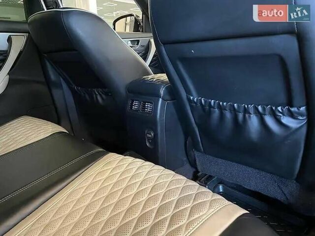 Серый Инфинити QX70, объемом двигателя 3.7 л и пробегом 70 тыс. км за 26900 $, фото 22 на Automoto.ua