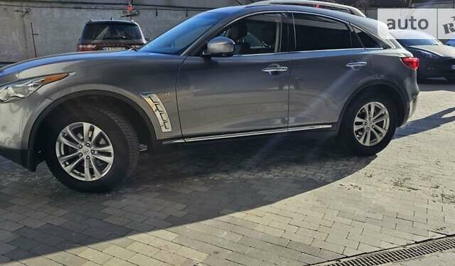 Сірий Інфініті QX70, об'ємом двигуна 3.7 л та пробігом 140 тис. км за 19999 $, фото 3 на Automoto.ua