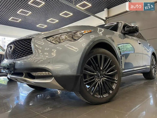 Серый Инфинити QX70, объемом двигателя 3.7 л и пробегом 70 тыс. км за 26900 $, фото 52 на Automoto.ua