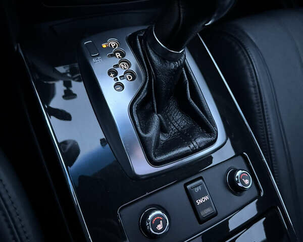 Серый Инфинити QX70, объемом двигателя 3.7 л и пробегом 172 тыс. км за 16500 $, фото 30 на Automoto.ua