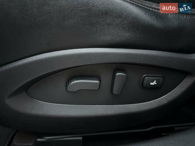 Серый Инфинити QX70, объемом двигателя 3.7 л и пробегом 172 тыс. км за 16500 $, фото 17 на Automoto.ua