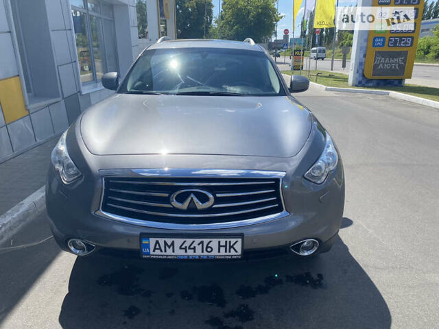 Сірий Інфініті QX70, об'ємом двигуна 3 л та пробігом 165 тис. км за 19923 $, фото 19 на Automoto.ua