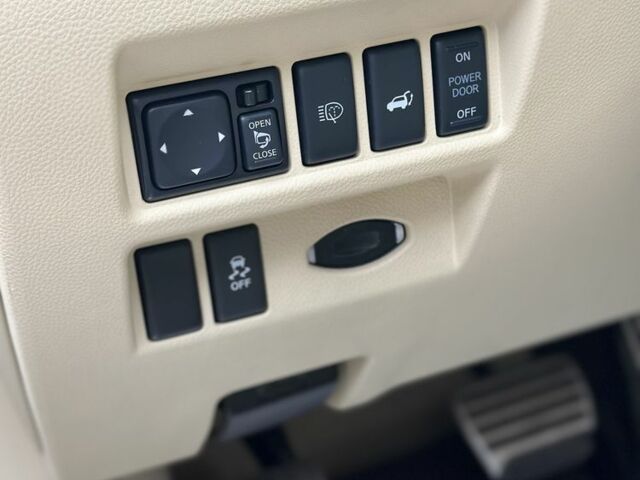 Серый Инфинити QX70, объемом двигателя 3.7 л и пробегом 82 тыс. км за 18999 $, фото 16 на Automoto.ua