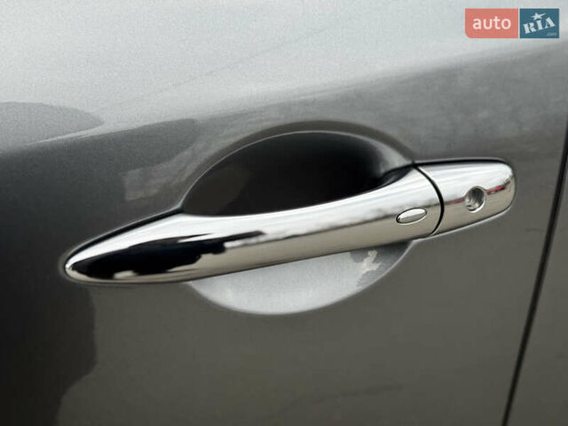 Серый Инфинити QX70, объемом двигателя 3.7 л и пробегом 108 тыс. км за 19999 $, фото 22 на Automoto.ua