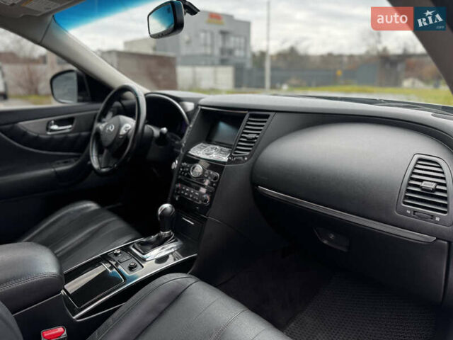 Серый Инфинити QX70, объемом двигателя 3.7 л и пробегом 108 тыс. км за 19999 $, фото 40 на Automoto.ua