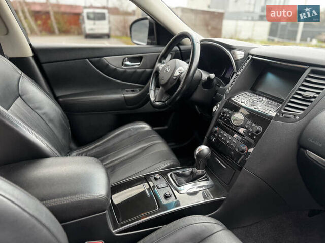 Серый Инфинити QX70, объемом двигателя 3.7 л и пробегом 108 тыс. км за 19999 $, фото 41 на Automoto.ua