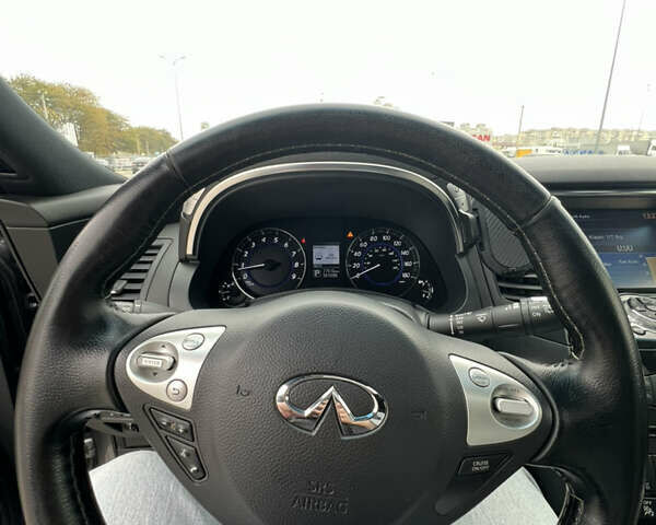 Серый Инфинити QX70, объемом двигателя 3.7 л и пробегом 124 тыс. км за 24000 $, фото 6 на Automoto.ua