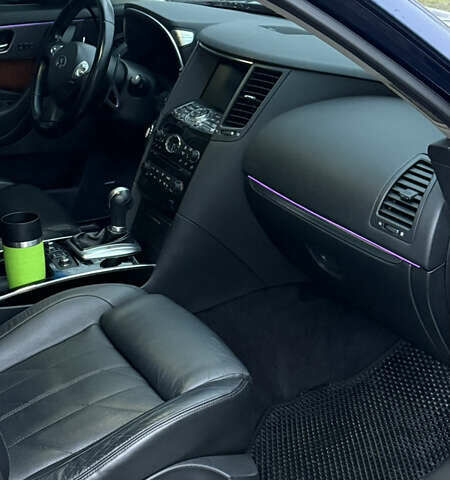 Синий Инфинити QX70, объемом двигателя 3.7 л и пробегом 95 тыс. км за 16800 $, фото 14 на Automoto.ua