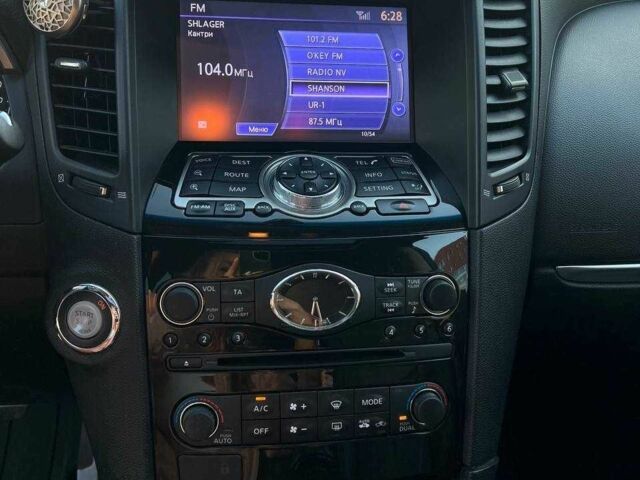 Синій Інфініті QX70, об'ємом двигуна 3 л та пробігом 157 тис. км за 17950 $, фото 11 на Automoto.ua
