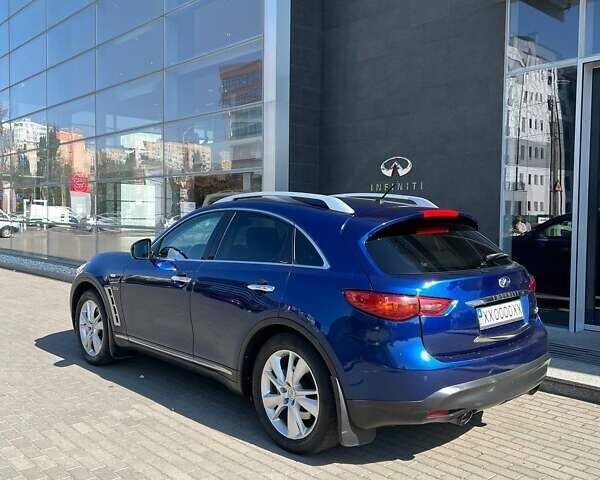 Синий Инфинити QX70, объемом двигателя 2.99 л и пробегом 157 тыс. км за 17950 $, фото 7 на Automoto.ua